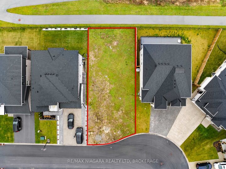 Property Photo:  7521 Sherrilee Crescent  ON L2H 3T4 