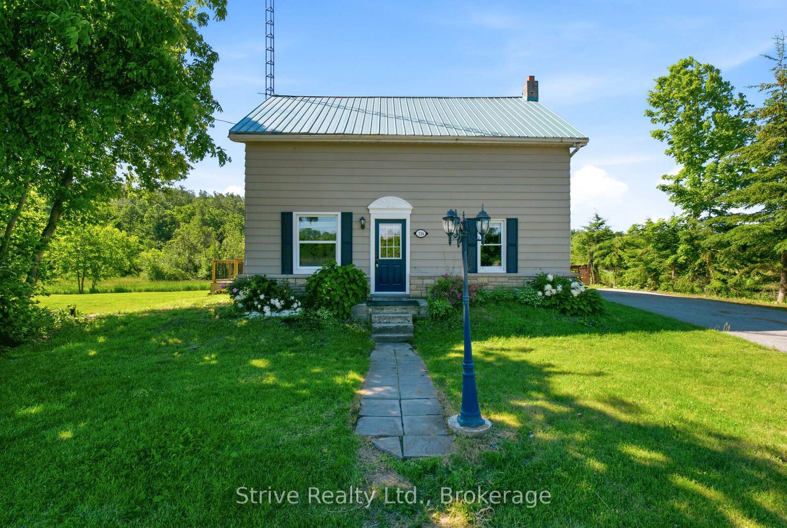 Property Photo: 116 Concession Street W ON K0K 3K0