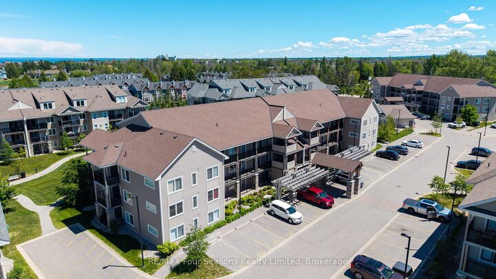 Property Photo: 5 Anchorage Crescent 104 ON L9Y 0Y6