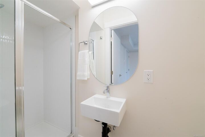 Property Photo: 1615 Northfield Rd #109 BC V9S 5A8