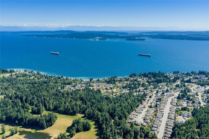 Property Photo: 10056 Victoria Rd BC V0R 1K2