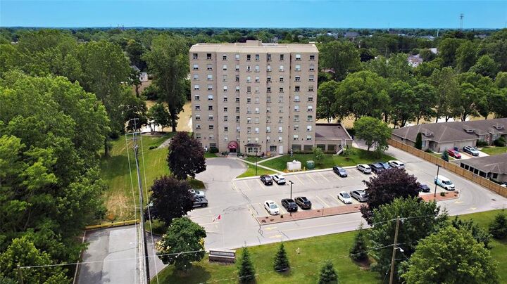 Property Photo: 10 Van Allen Avenue 801 ON N7L 5K1