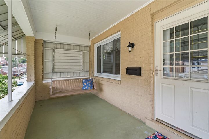 Property Photo: 1129 Woodbourne Ave PA 15226
