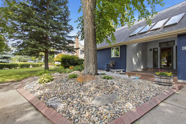 Property Photo:  111 NE 15th Avenue  SD 57401 