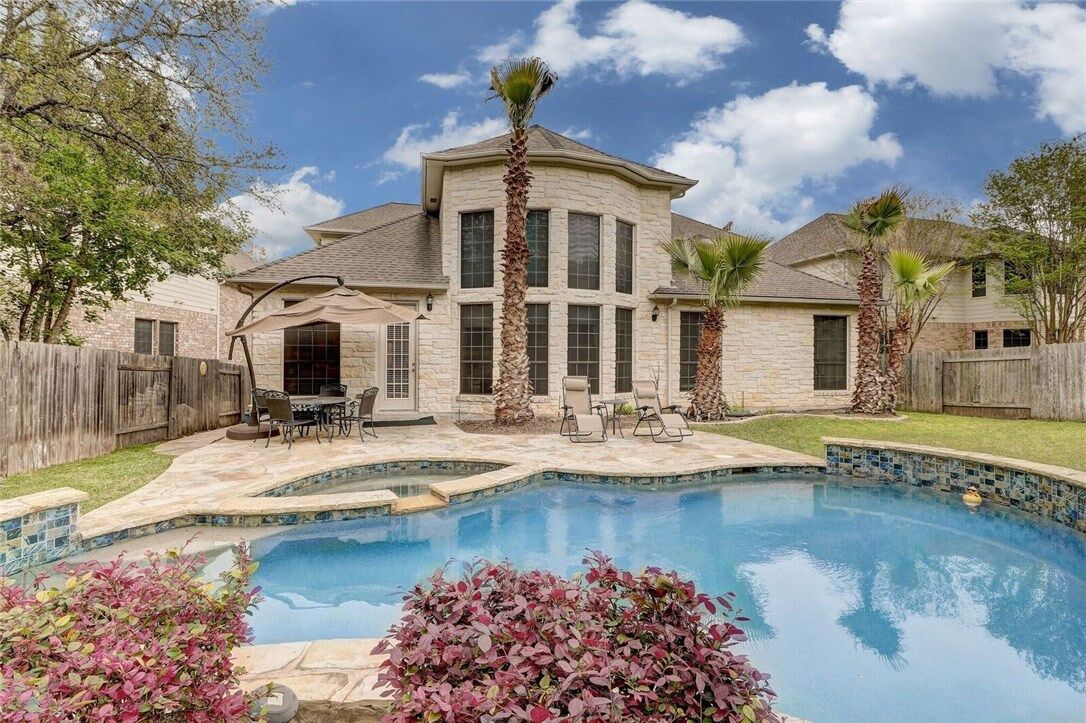 Property Photo:  10508 Canyon Vista Way  TX 78726 