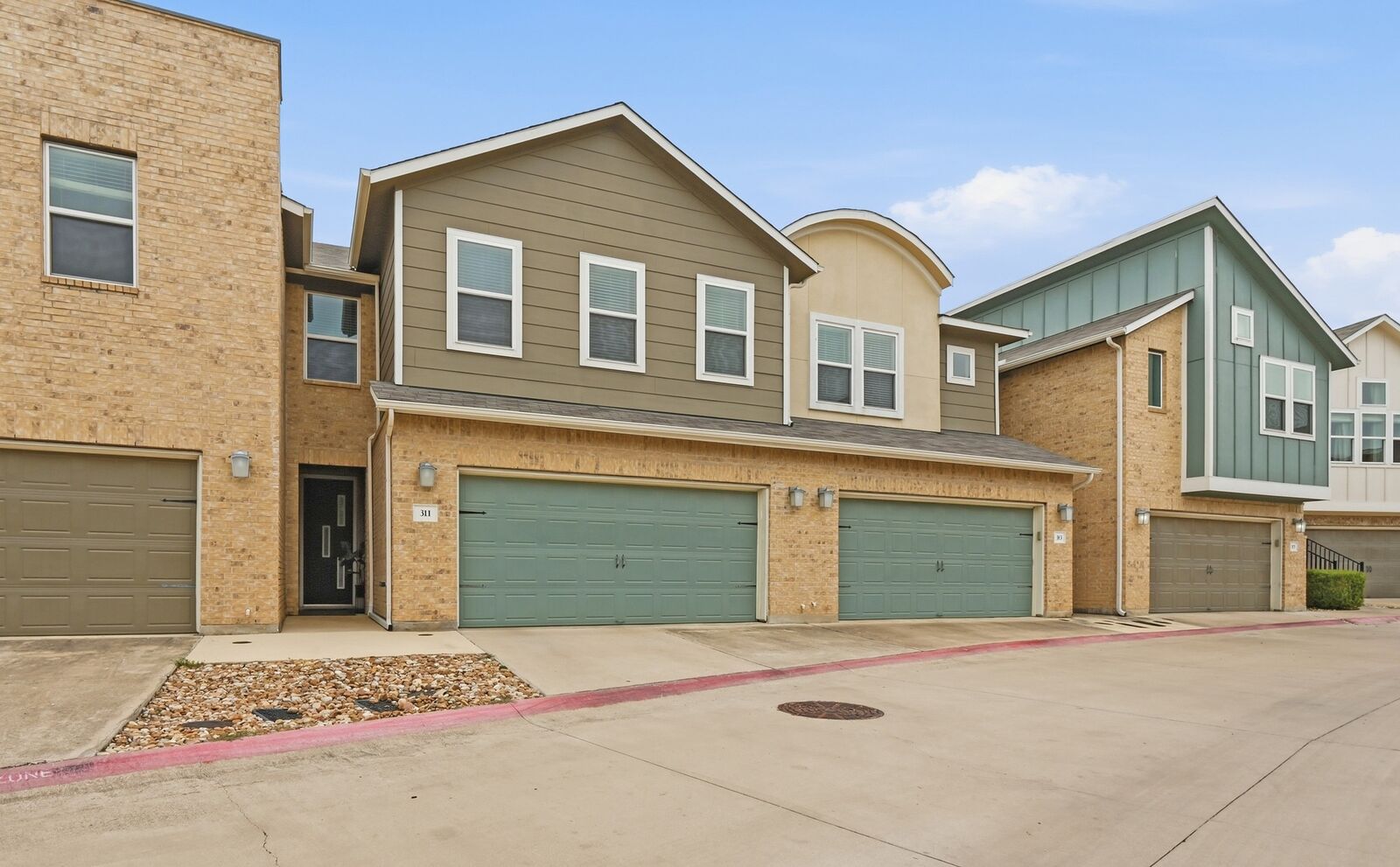 Property Photo: 311 Bridgeford Drive TX 78745