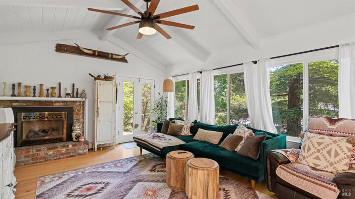 Property Photo:  277 Railroad Avenue  CA 94973 