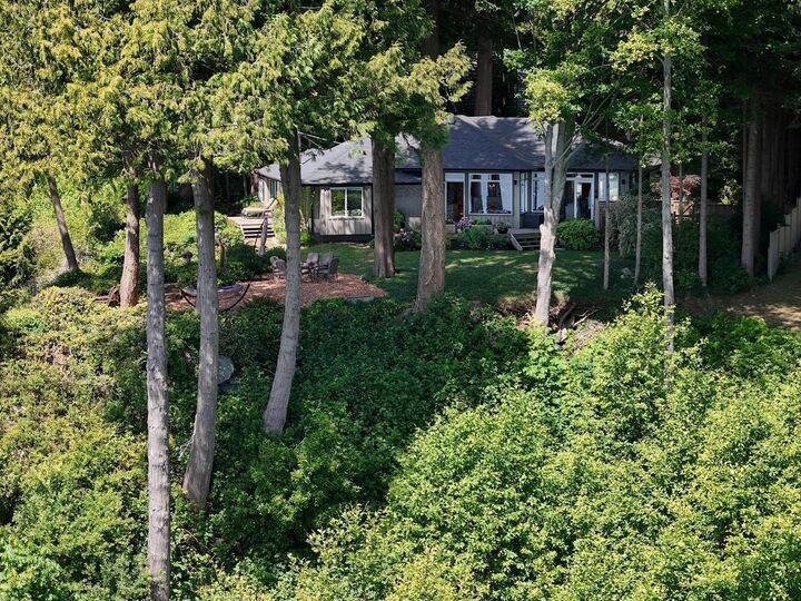 Property Photo: 7647 Eureka Place BC V7Z 1A1