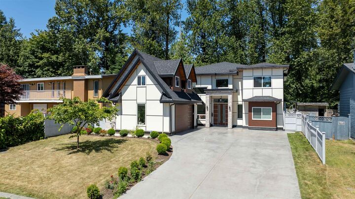 Property Photo: 12973 Glengarry Crescent BC V3V 1S9