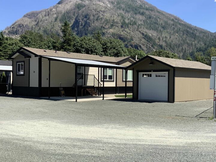 59060 Lougheed Highway 39 — photo 1