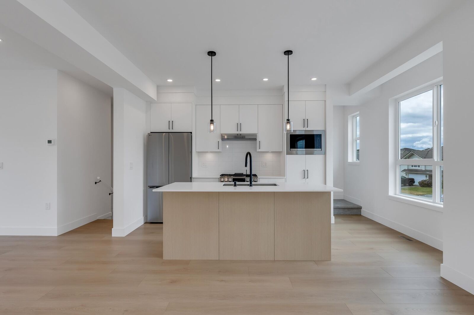 Property Photo:  30501 Robin Drive 22  BC V2T 0M5 