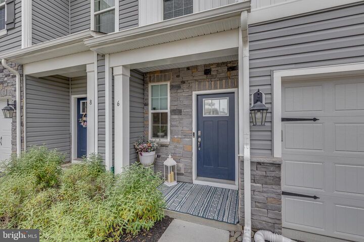 Property Photo:  6 Nelsons Way  NJ 08060 