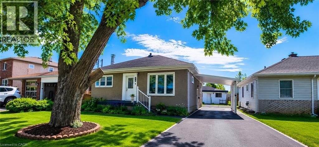 Property Photo: 68 Cameron Avenue ON L3B 1K2