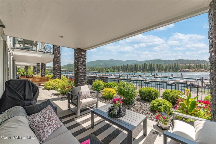 Property Photo: 447 W Waterside Drive 102 ID 83854