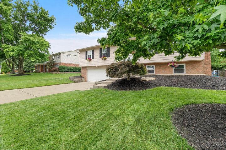 Property Photo:  1613 Clemson Circle  OH 45255 