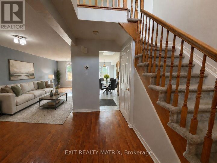Property Photo:  35 Binbury Way  ON K1T 4C2 