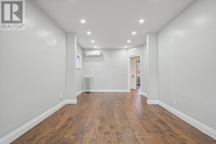 Property Photo: 21 Holbrooke Avenue ON M8Y 3B1