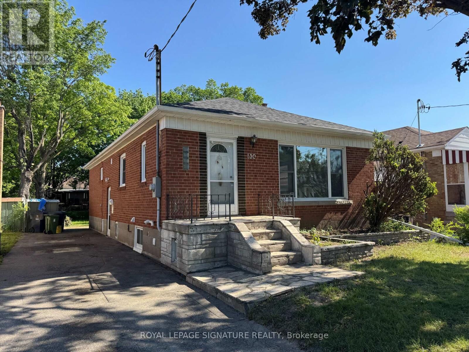 Property Photo: 130 Budea Crescent Bsmt ON M1R 4W1