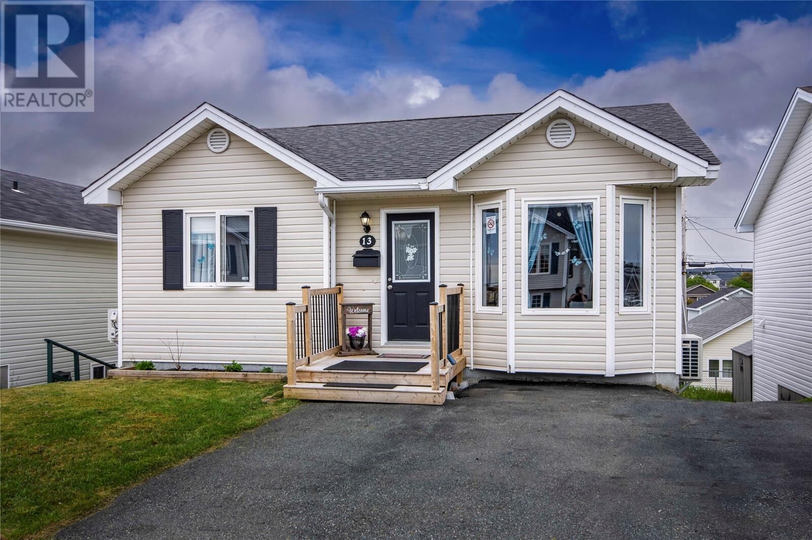 Property Photo:  13 Kelland Crescent  NL A1E 6E9 