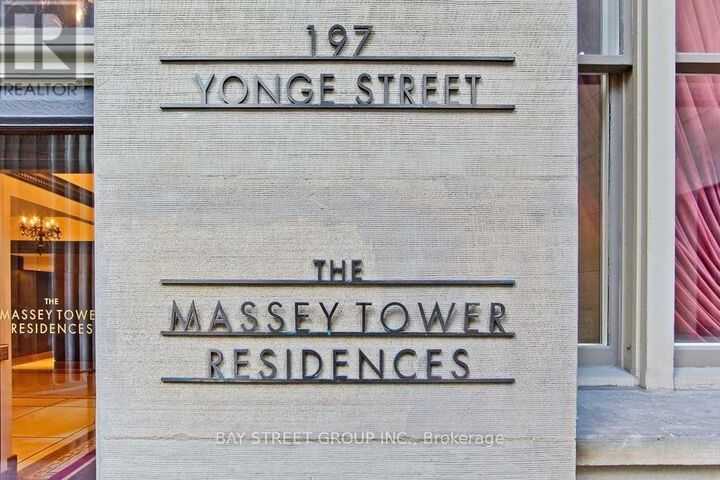 Property Photo:  197 Yonge Street 3801  ON M5B 1M4 