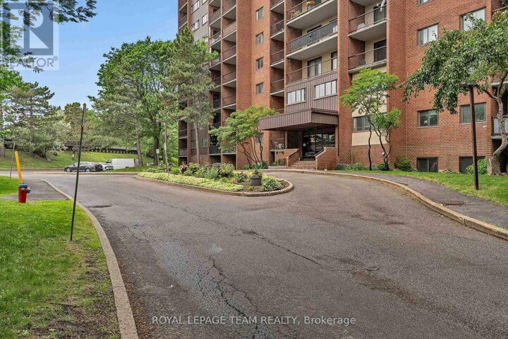 Property Photo: 2630 Southvale Crescent 214 ON K1B 4S8