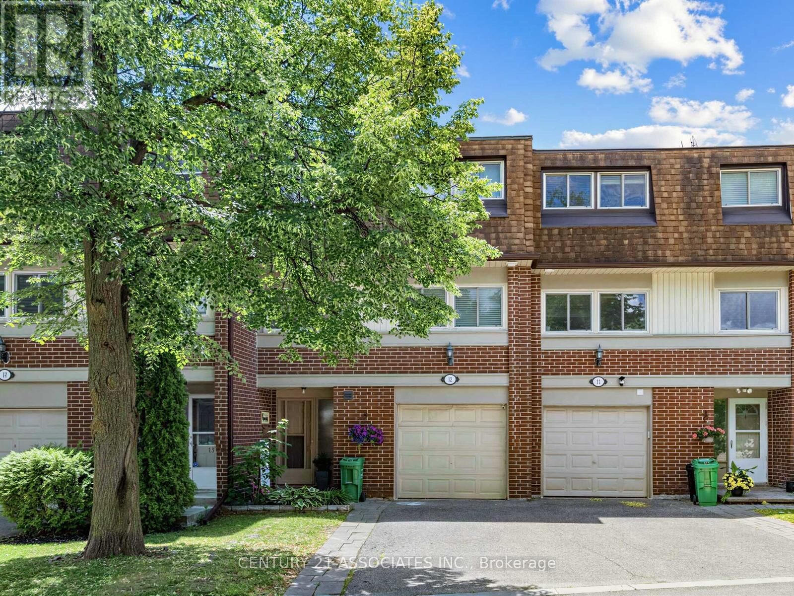 Property Photo:  6240 Montevideo Road 12  ON L5N 2N7 