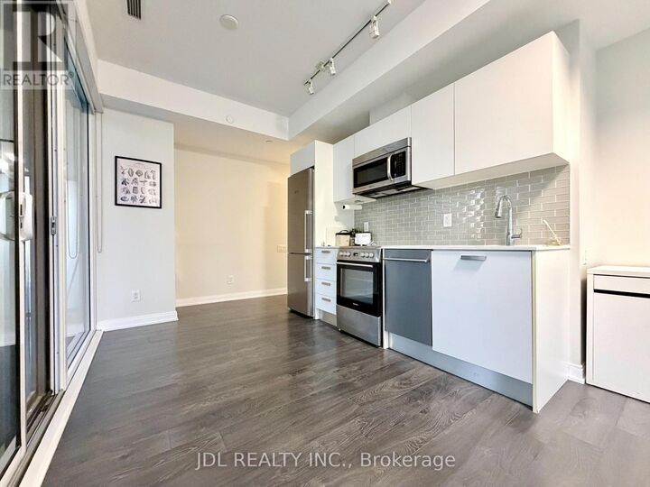 Property Photo:  42 Charles Street East 2002  ON M4Y 1N3 