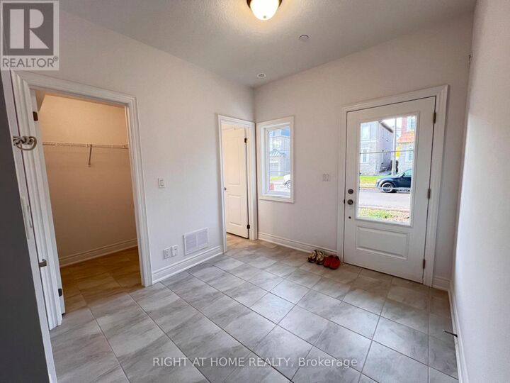 Property Photo: 2123 Lillykin Street Unit#6 ON L6H 8A5