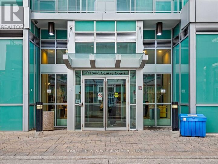 Property Photo:  70 Town Centre Court 2404  ON M1P 0B2 