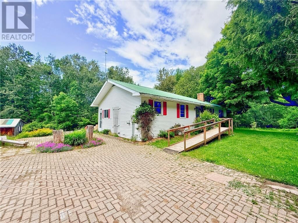 Property Photo: 1317 Lakeshore Road ON P0P 1J0