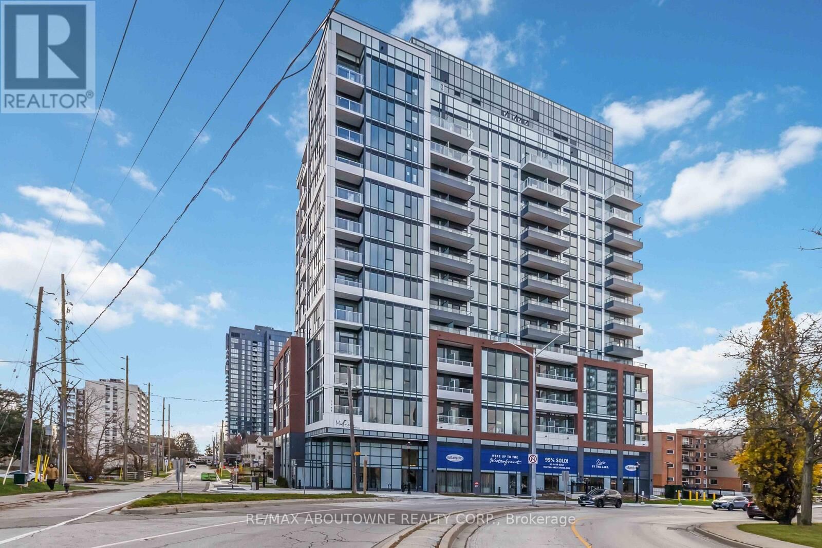 Property Photo:  2088 James Street 1109  ON L7R 0H2 