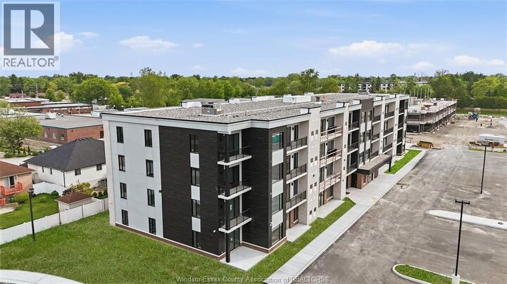 Property Photo:  595 Lilymac 112  ON N6E 3N7 