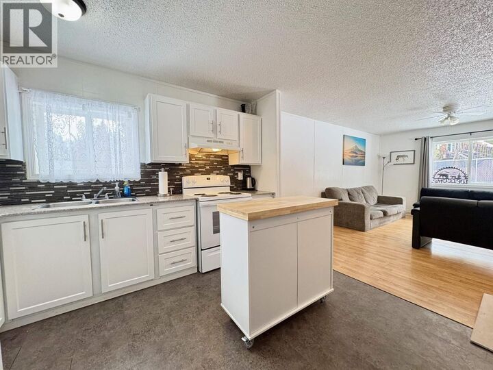 Property Photo: 16220 Allen Road BC V2K 5K8