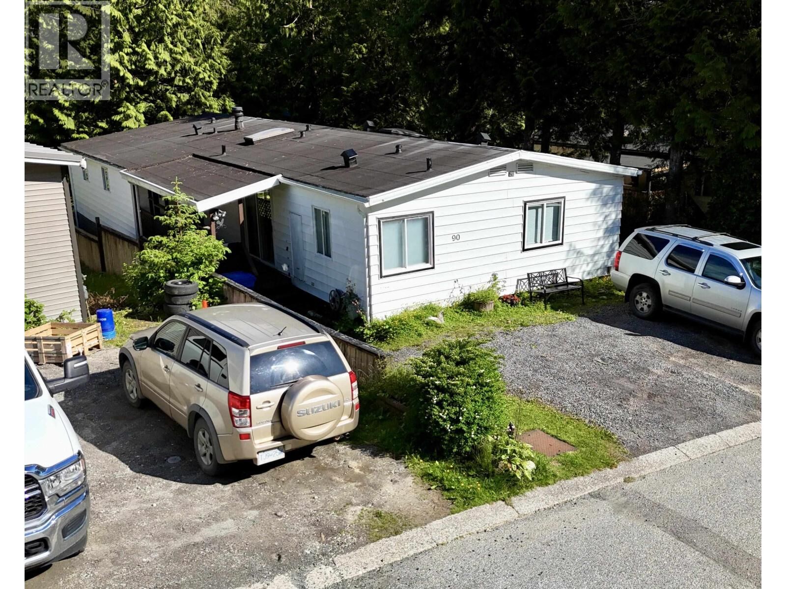Property Photo:  90 Haysvale Drive  BC V8J 3Z1 