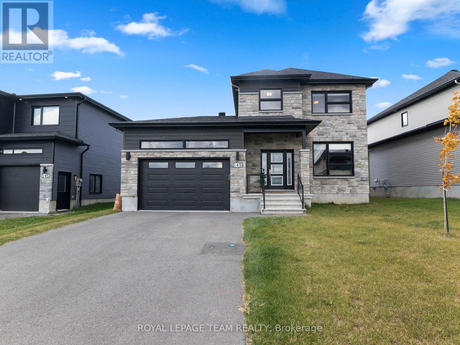 Property Photo:  149 Argile Street  ON K0A 2M0 