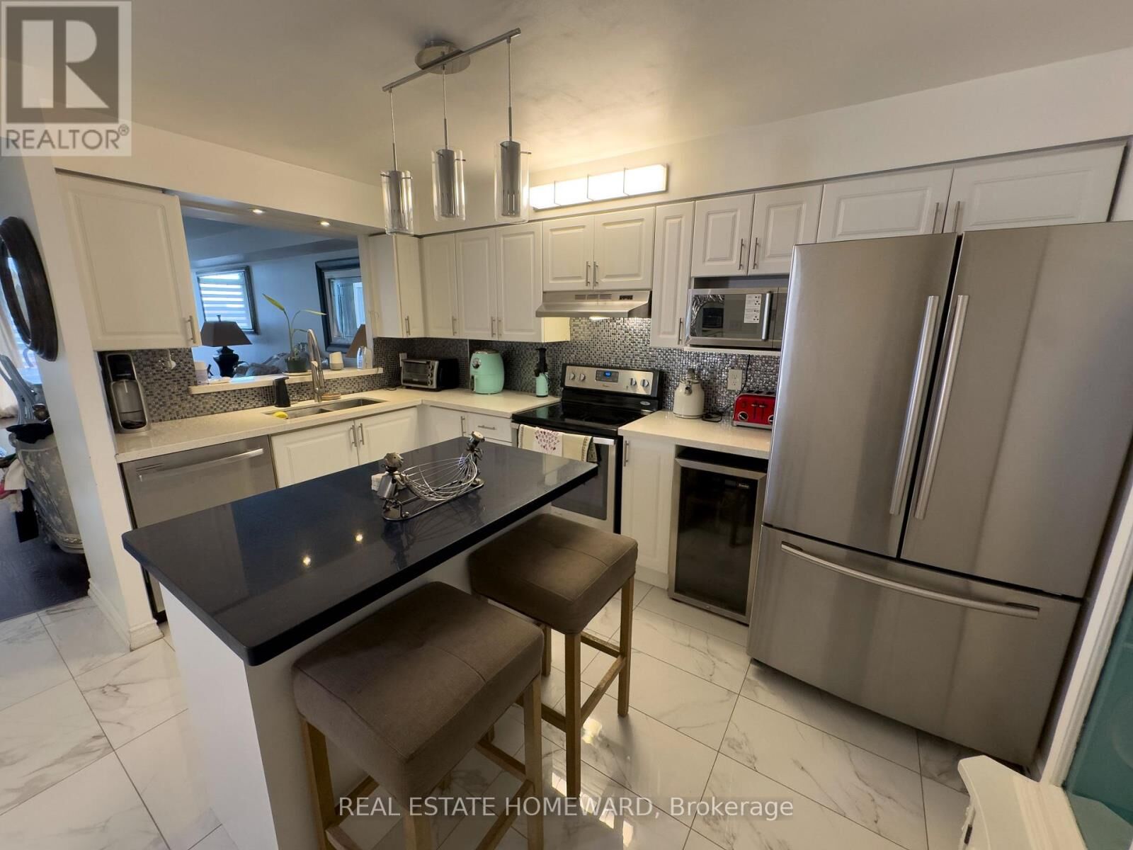 Property Photo:  4727 East Sheppard Avenue East 708  ON M1S 5B3 