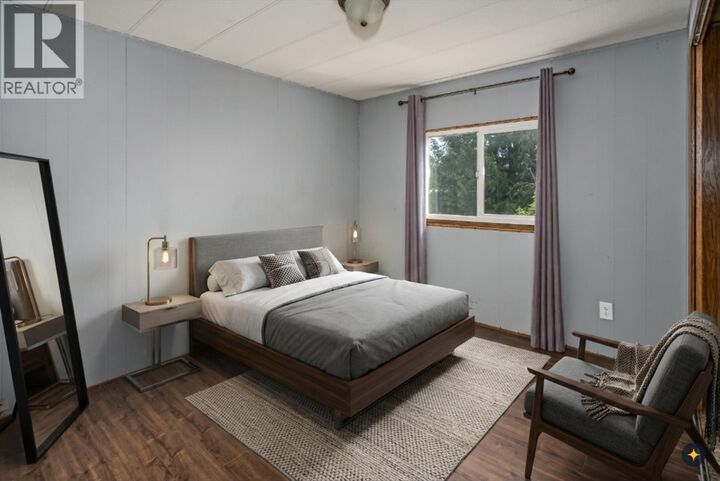 Property Photo:  11812 Ponderosa Boulevard 1  BC V3Y 1Z3 