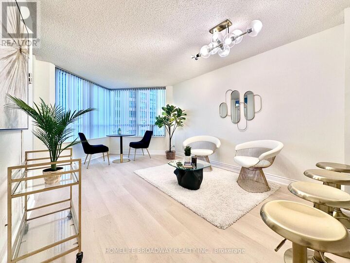 Property Photo:  15 Northtown Way 521  ON M2N 7A2 