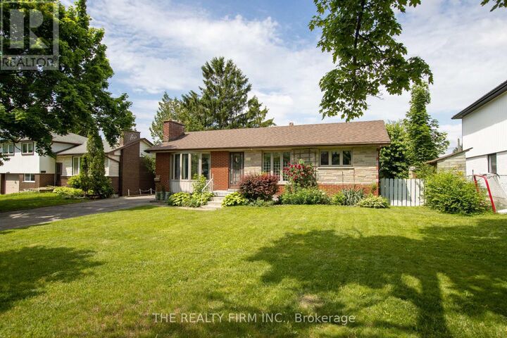Property Photo:  287 Panorama Crescent  ON N5Z 3H2 