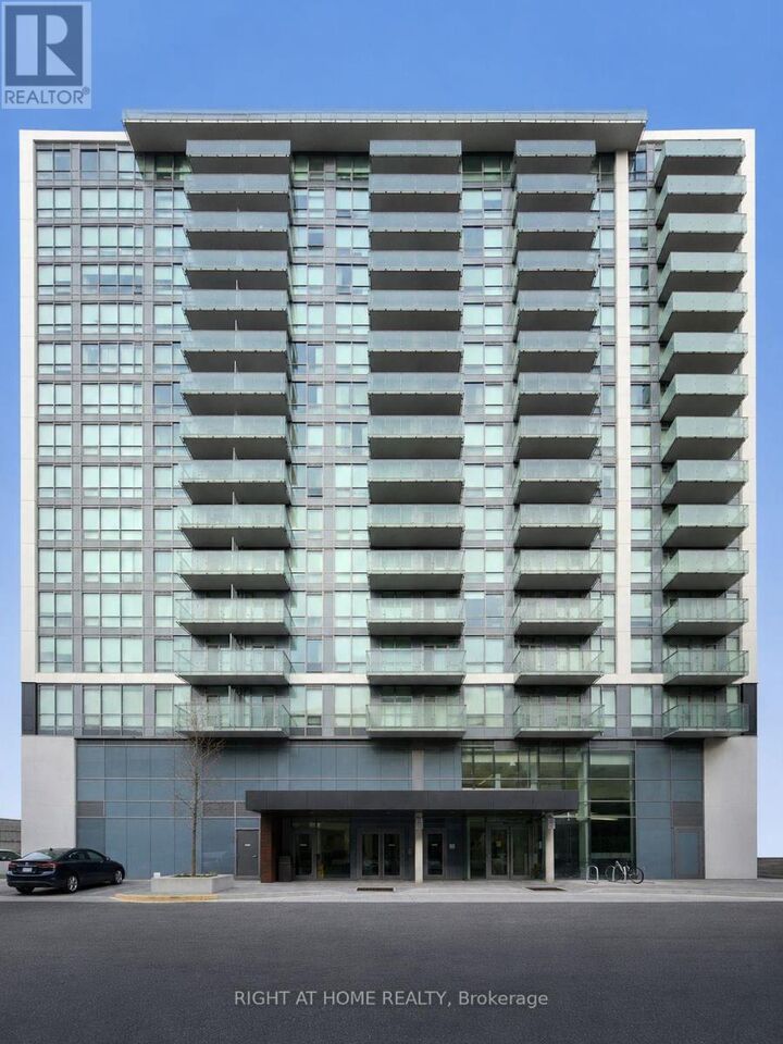 Property Photo:  10 De Boers Drive 1009  ON M3J 0L9 