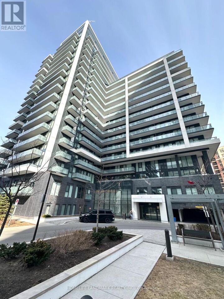 Property Photo:  85 Oneida Crescent 813  ON L4B 0H4 