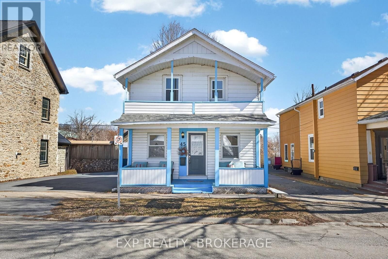 Property Photo:  45 Main Street  ON K7G 2L8 