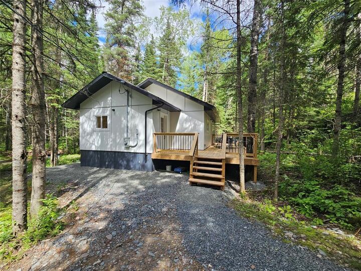 Property Photo:  4 Jackpine Hike Road  MB R0E 1A0 