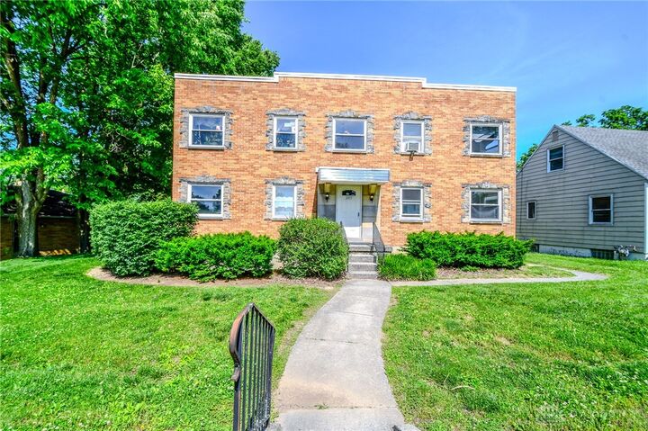 Property Photo:  2833 Crescent  OH 45429 