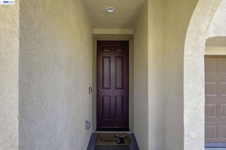Property Photo:  1446 S Terra Verde St  CA 95391 