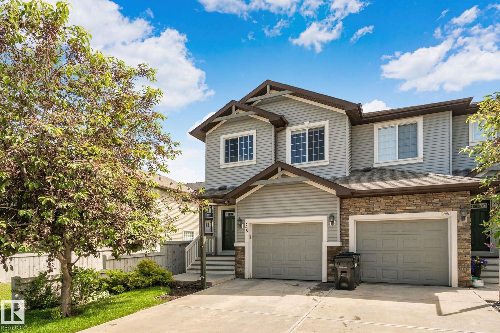 Property Photo:  39 Meadowview Court  AB T7X 0N2 