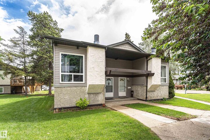 Property Photo:  35 Northwoods Village NW  AB T5X 1T2 
