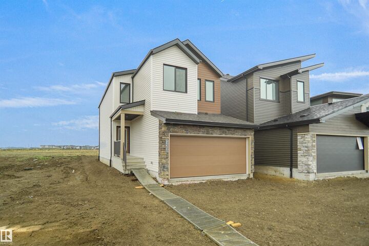 242 Elliott Wynd — photo 1