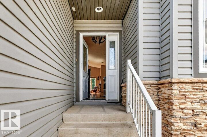 Property Photo: 39 Wilkinson Place AB T9E 8N1