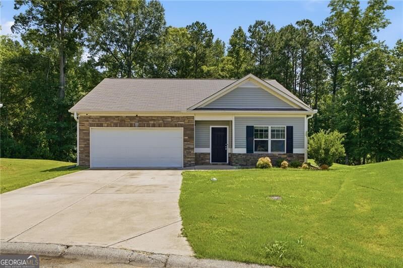 Property Photo: 34 Berryrun Drive GA 30165